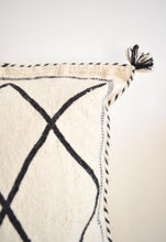 Load image into Gallery viewer, Copy of Beni Ourain cushion cover pillow cover geometric pattern in black 