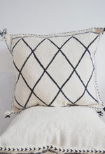 Load image into Gallery viewer, Beni Ourain Cushion Cover Cushion
