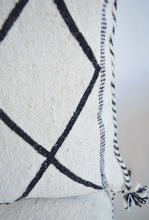 Load image into Gallery viewer, Beni Ourain Cushion Cover Kilm Cushion