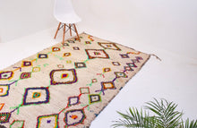 Load image into Gallery viewer, Azilal rug vintage Berber Azilal rug