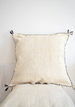 Load image into Gallery viewer, Beni Ourain cushion cover pillow cover geometric pattern