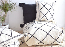 Load image into Gallery viewer, Moroccan Pouf Beni Ourain Geometric Black and White Pouf