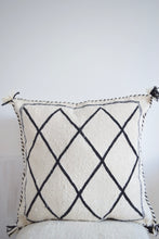 Load image into Gallery viewer, Beni Ourain Cushion Cover Kilm Cushion