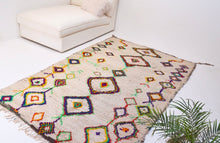 Load image into Gallery viewer, Azilal rug vintage Berber Azilal rug