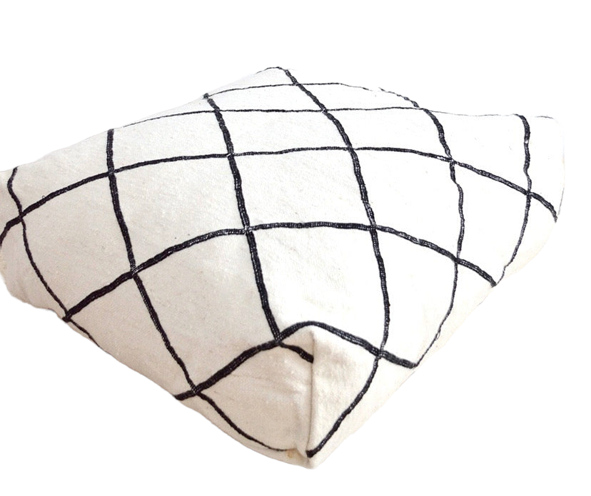 Moroccan Pouf Beni Ourain Geometric Black and White Pouf